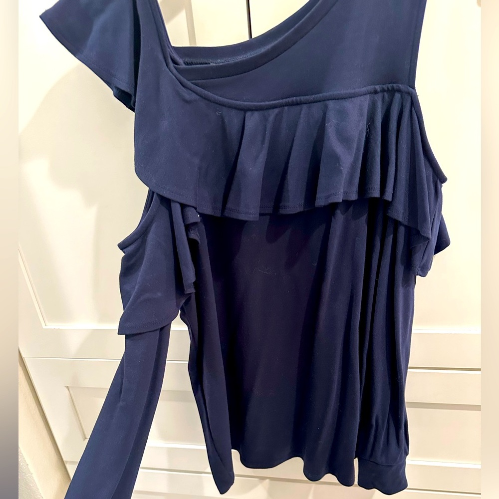 Halogen long sleeve with open shoulder.